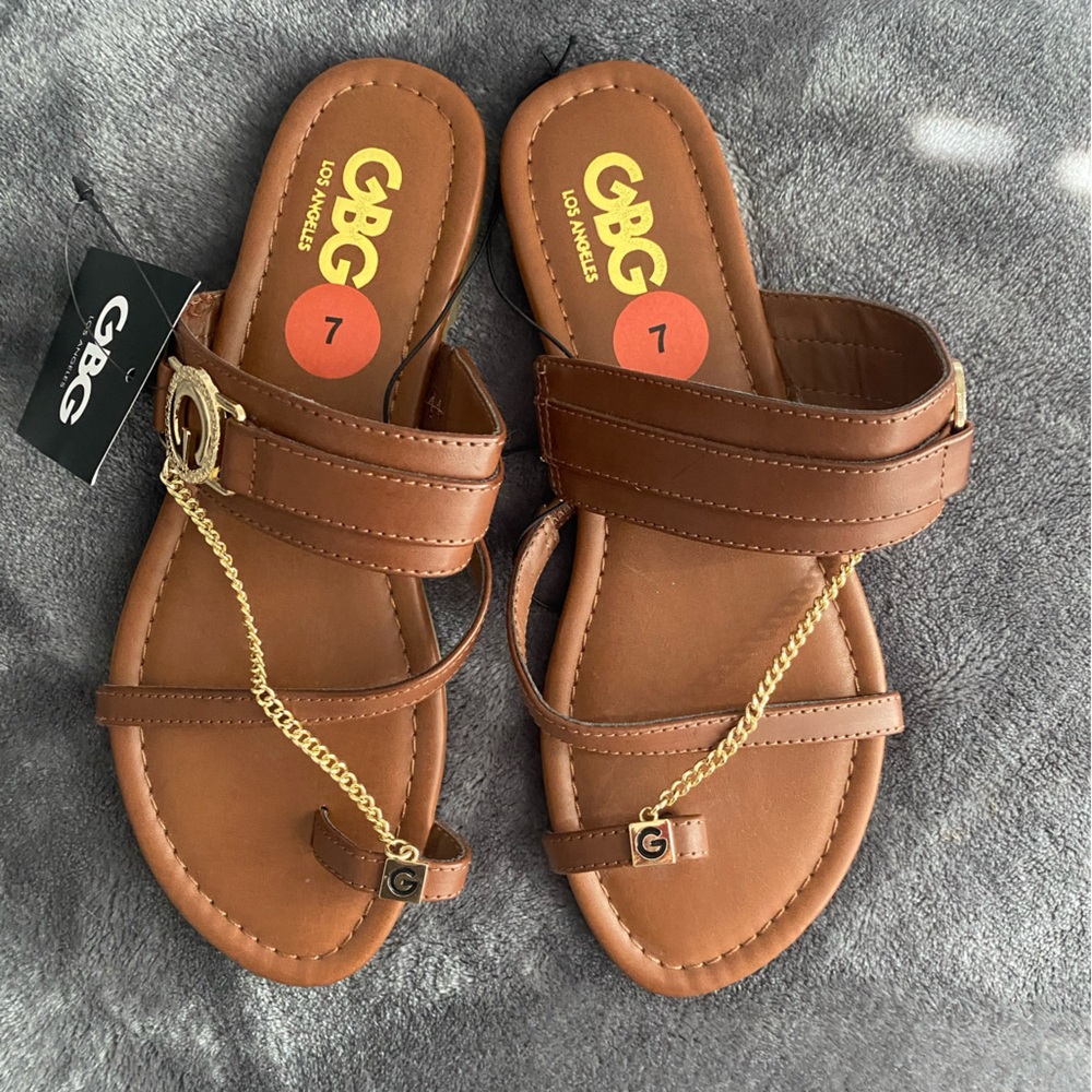 NEW GBG Los Angeles sandals
